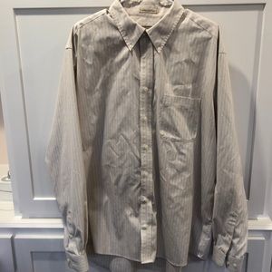 EUC Eddie Bauer XL tall button down